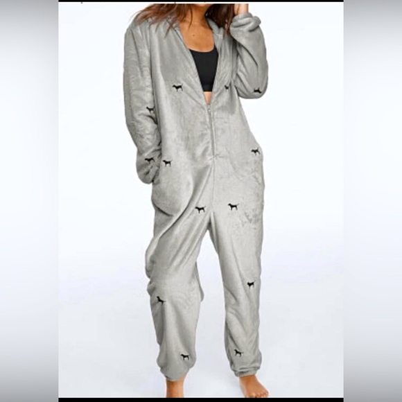Pink Victoria’s Secret Gray Hooded Fleece Pajama - Picture 1 of 8